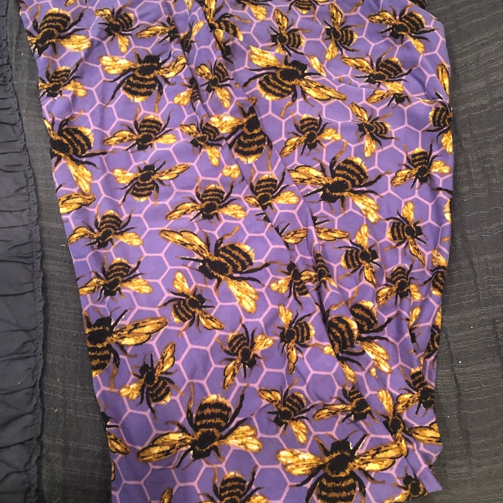 Lularoe TC Leggings  -Purple Honeycomb Bee